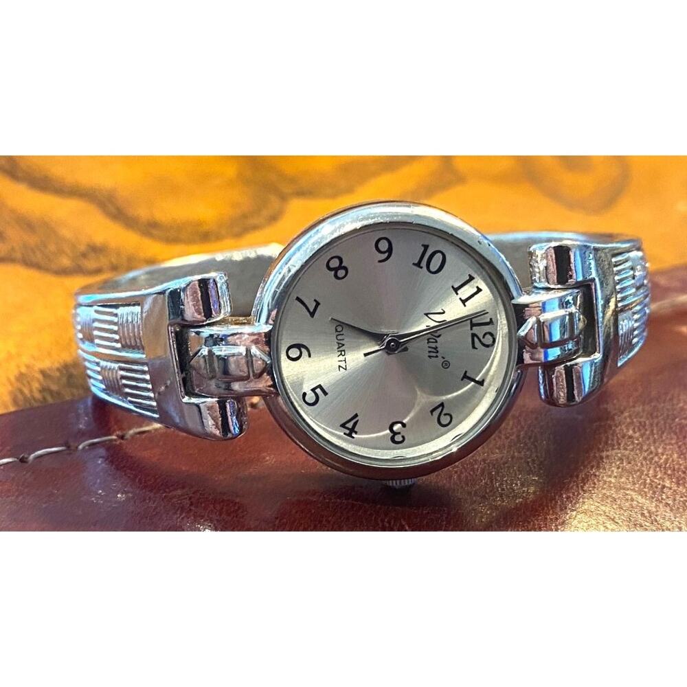 Women's 25mm Silver Tone Vivani Watch, Bangle Bracelet Style,